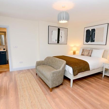 Lodge At The Old Barracks Athenry Esterno foto